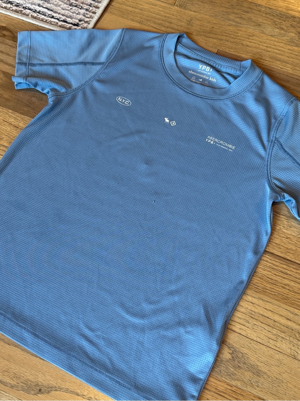abercrombie kids YPB Blue Short Sleeve Performance Tee - Small